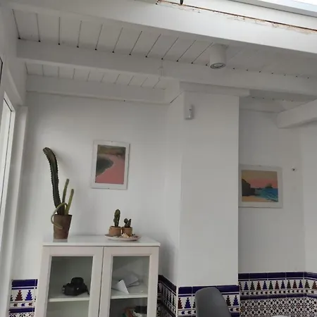 Laylas Art House Cotillo